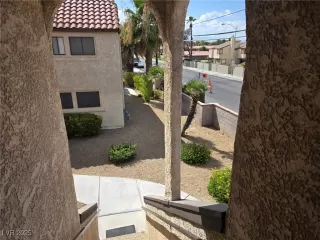 Photo #3: 2733670 Listing