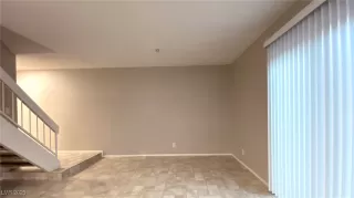 Photo #6: 2733696 Listing 