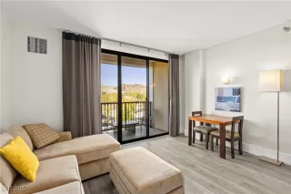 Photo #3: 2733744 Listing 