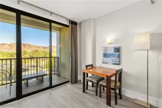 Photo #4: 2733744 Listing 