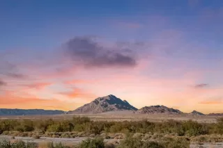 Photo #2: 2733768 Listing 