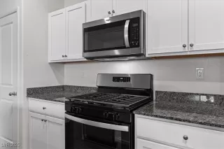 Photo #6: 2733768 Listing 