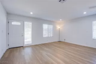 Photo #4: 2733786 Listing 