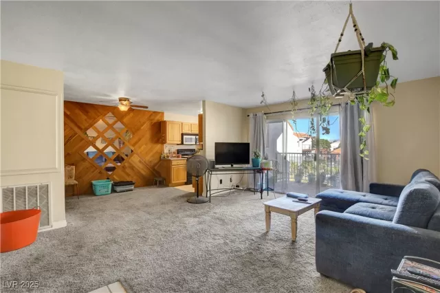 MLS: 2733804 Condo For Sale