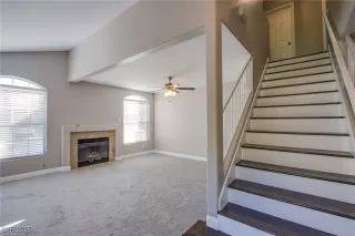 Photo #3: 2733879 Listing 