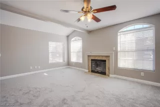 Photo #5: 2733879 Listing 