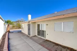 Photo #2: 2733880 Listing 