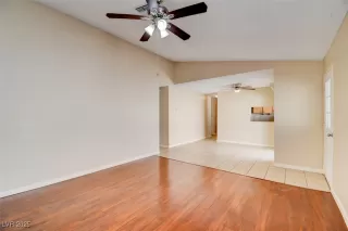 Photo #5: 2733880 Listing 