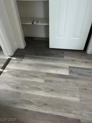 Photo #2: 2733881 Listing 