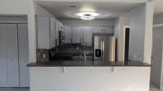 Photo #5: 2733892 Listing