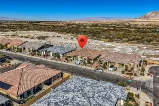 Photo #1: 2733897 Listing