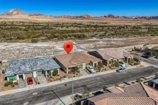 Photo #2: 2733897 Listing