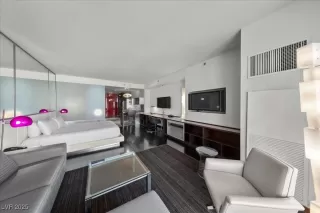 Photo #2: 2733950 Listing 