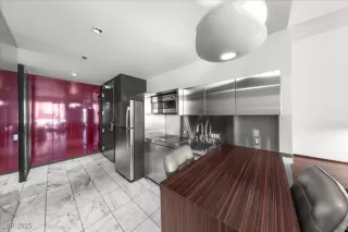 Photo #5: 2733950 Listing 