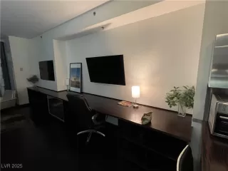 Photo #2: 2733954 Listing 