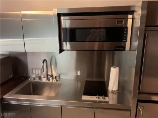 Photo #5: 2733954 Listing 