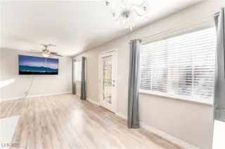 Photo #4: 2733979 Listing 