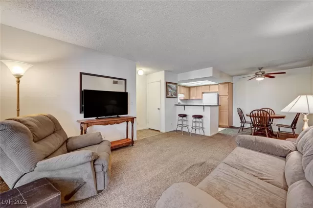 MLS: 2734017 Condo For Sale