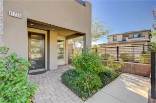 Photo #2: 2734019 Listing 