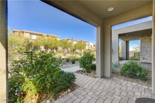 Photo #3: 2734019 Listing 