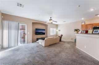 Photo #6: 2734078 Listing