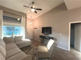 Photo #5: 2734093 Listing 