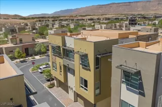 Photo #6: 2734137 Listing 