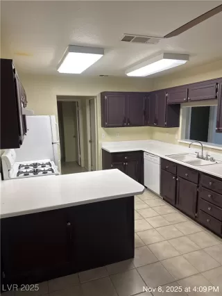 Photo #5: 2734141 Listing 