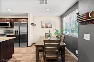 Photo #2: 2734143 Listing 