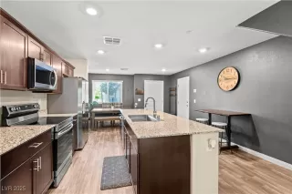 Photo #4: 2734143 Listing 