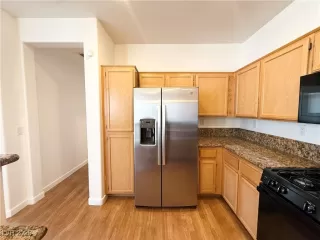 Photo #2: 2734222 Listing 