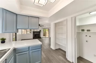 Photo #2: 2734232 Listing