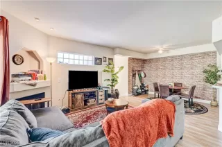 Photo #6: 2734277 Listing 