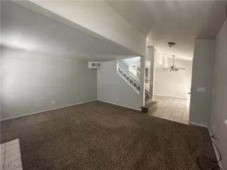 Photo #6: 2734302 Listing 