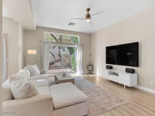 Photo #4: 2734315 Listing 