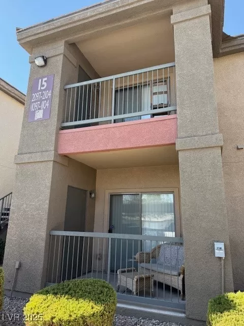 MLS: 2734319 Condo For Sale