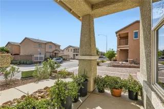 Photo #4: 2734341 Listing