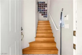 Photo #3: 2734392 Listing 