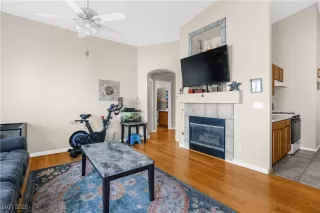 Photo #6: 2734392 Listing 