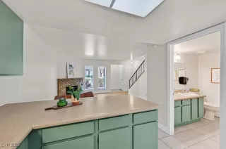 Photo #4: 2734395 Listing 