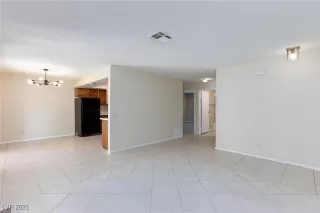 Photo #3: 2734432 Listing 