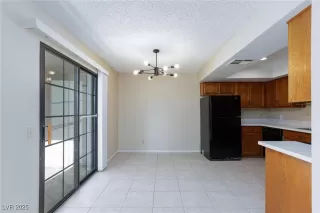 Photo #5: 2734432 Listing 