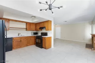 Photo #6: 2734432 Listing 