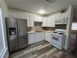 Photo #1: 2734477 Listing 