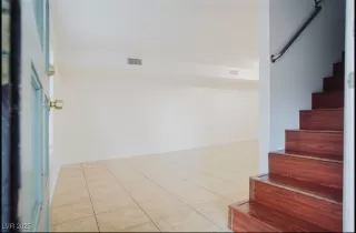 Photo #1: 2734513 Listing 