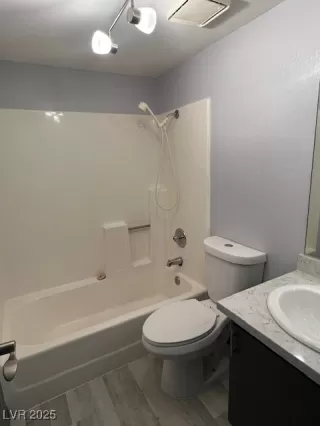 Photo #5: 2734524 Listing 