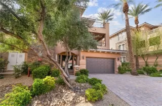 Photo #2: 2734634 Listing 