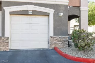 Photo #2: 2734755 Listing 