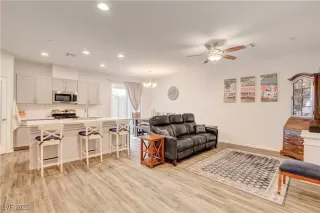 Photo #4: 2734763 Listing 