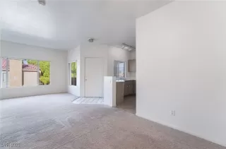 Photo #6: 2734771 Listing 